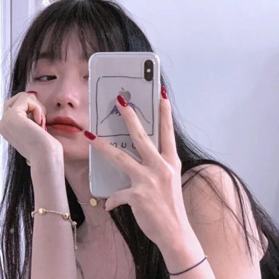 两女之间难为夫